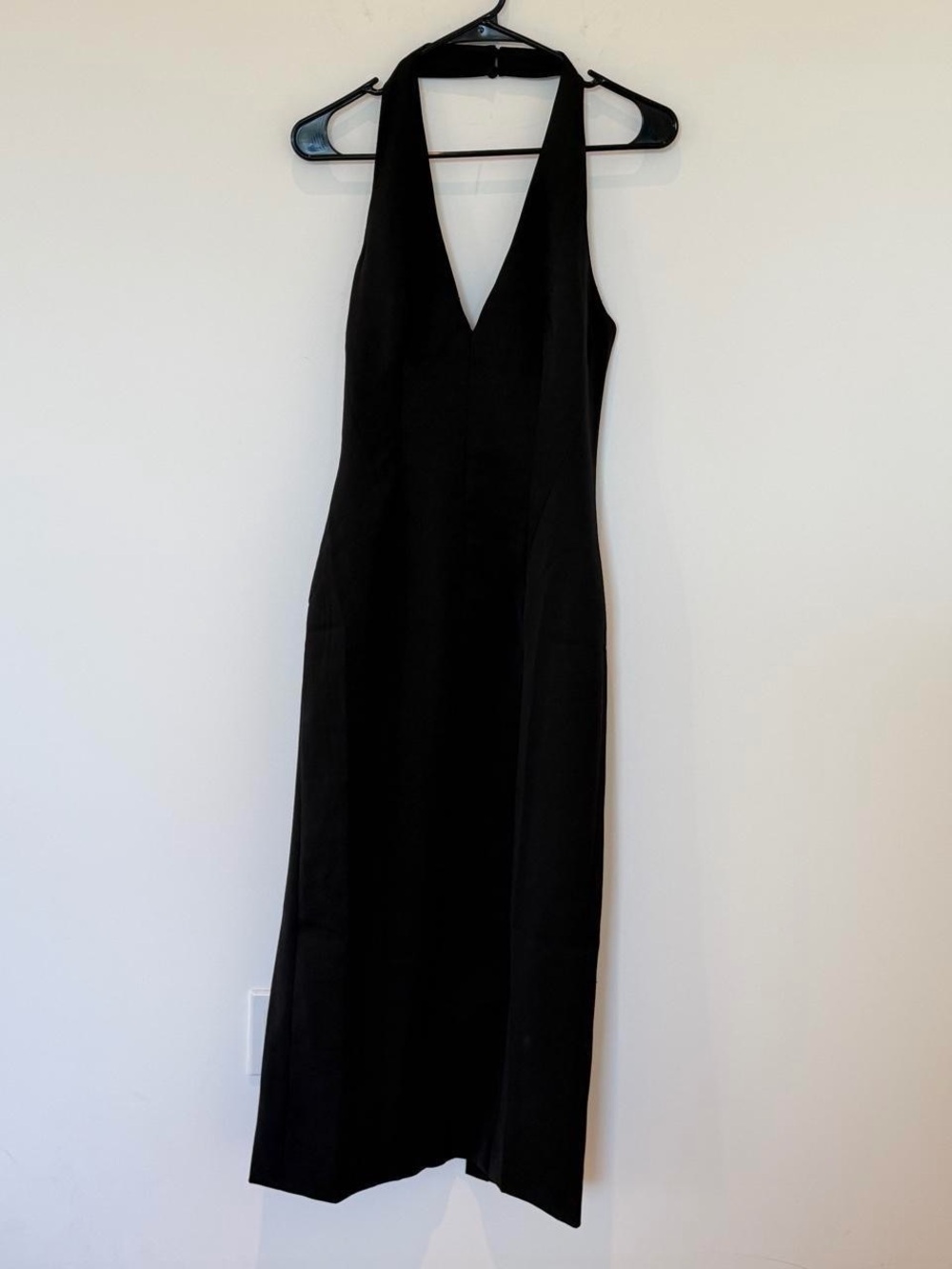 Leau black halter neck midi dress - Picture 3 of 5